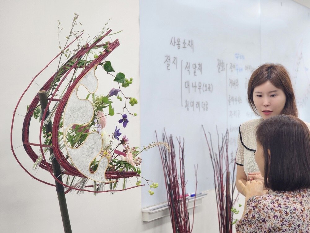 대회 출품작 지도 장면